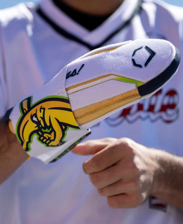 X-SRZ™ SAVANNAH BANANAS SLIDING MITT 2.0
